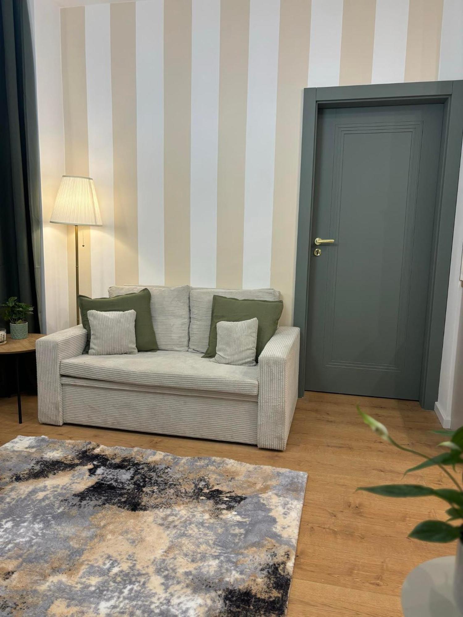 Apartament Pod Wieza 1 Wałbrzych Kültér fotó